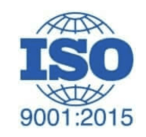 התמונה מציגה את הלוגו של ISO בכחול עם עיצוב גלובוס מאחוריו. להלן, 9001:2015 מסמל תקן ספציפי לניהול איכות ISO, המדגיש מצוינות בדומה לשירותי תרגום באיכות גבוהה.