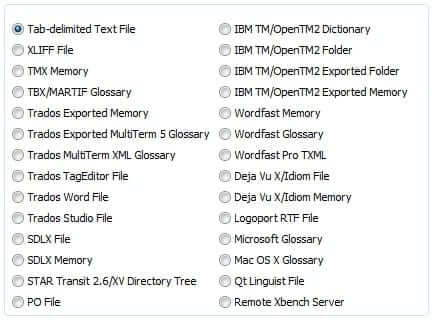 מוצגת רשימה של אפשרויות פורמט קבצים, הכוללת קובצי טקסט, מילוני מונחים, זיכרונות ופורמטים קנייניים כמו Trados, SDLX, Wordfast, IBM TM, Deja Vu, ApSIC Xbench ואחרים. אפשרויות אלו מאורגנות בשתי עמודות עם לחצני רדיו למעלים רמה.